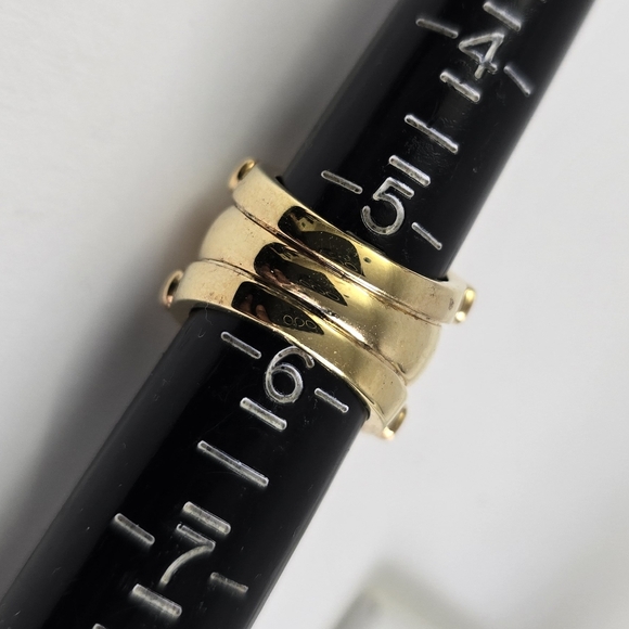 Watch Video / Imperial Majesty: Sterling Silver 925 Topaz Ring - Picture 3 of 10